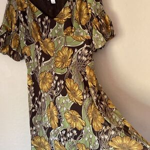 Loft, size 14, floral dress with bubble sleeves
